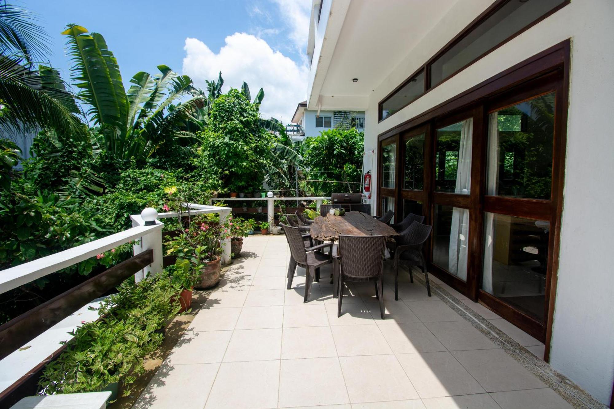 Babosam Apartments Boracay Island Екстер'єр фото