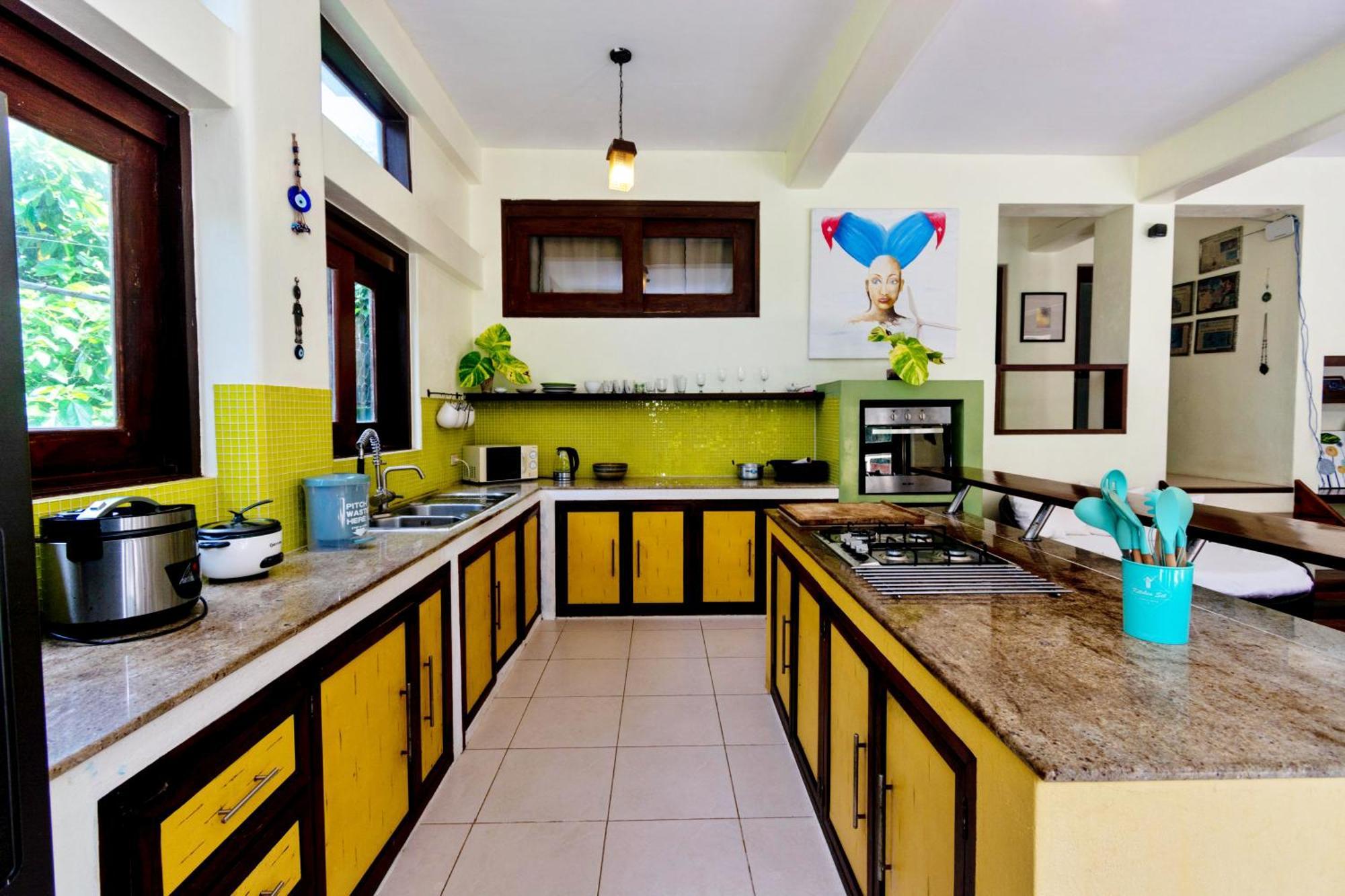 Babosam Apartments Boracay Island Екстер'єр фото