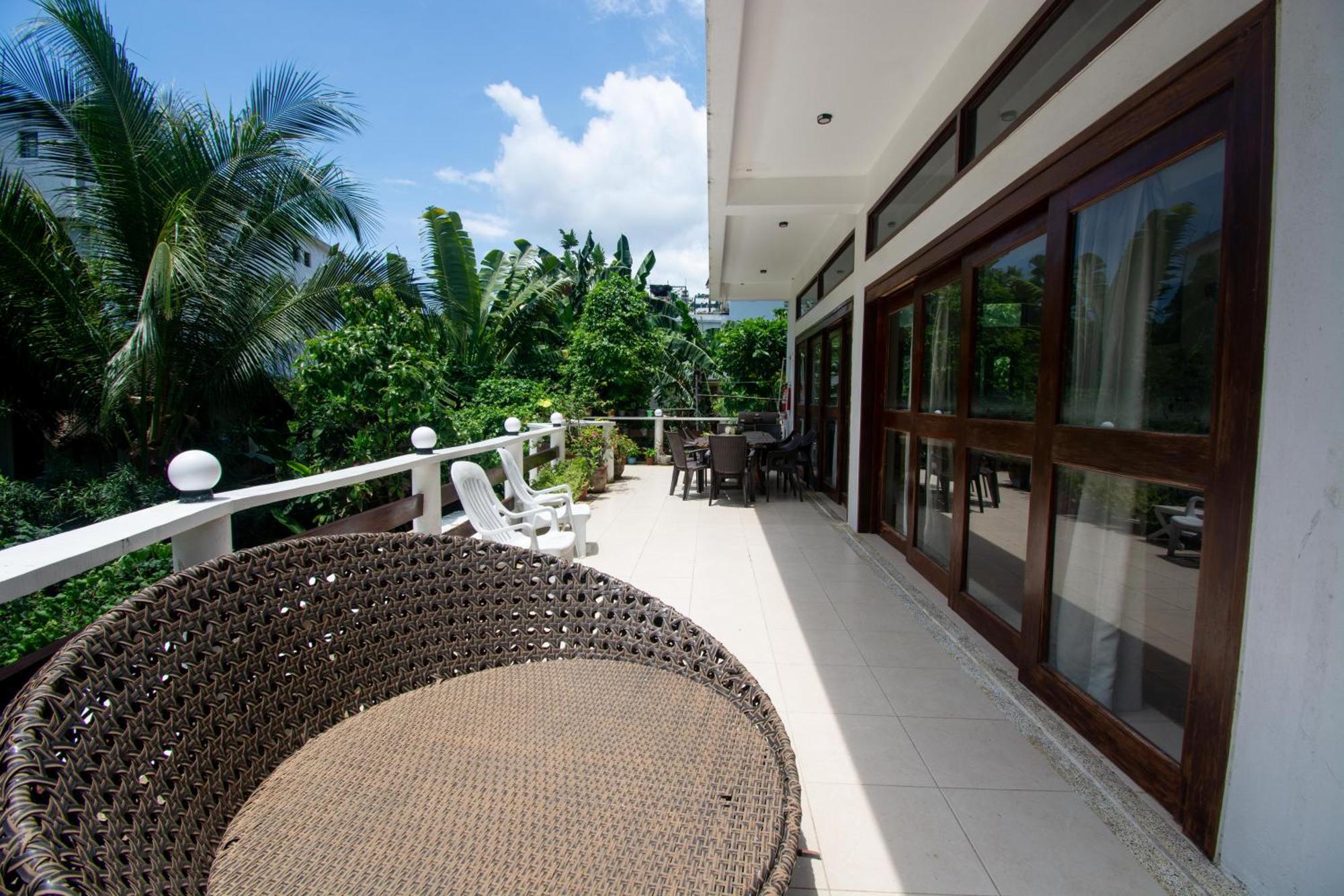 Babosam Apartments Boracay Island Екстер'єр фото